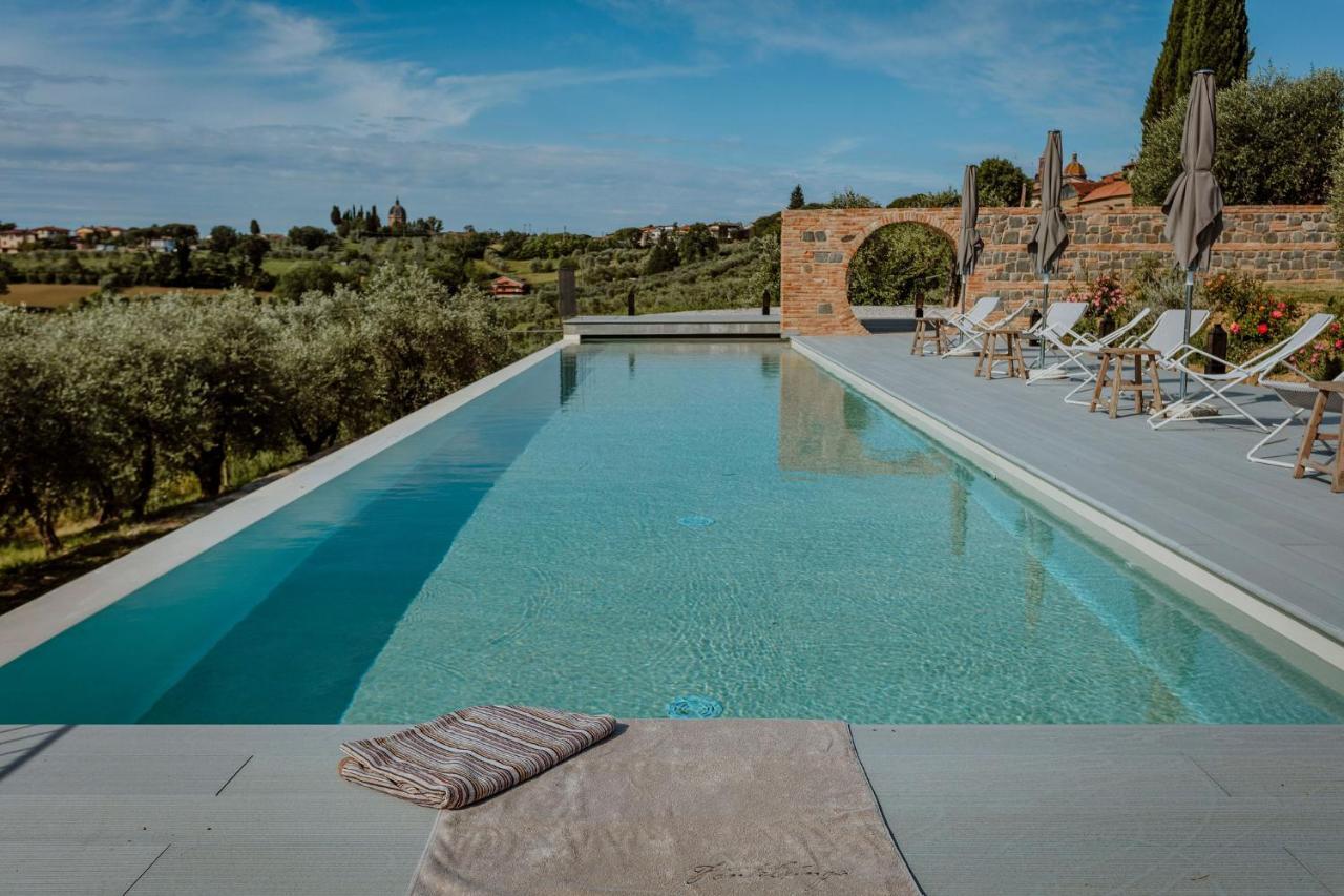 Borgo 69 Villas & Suites Foiano Della Chiana Bagian luar foto