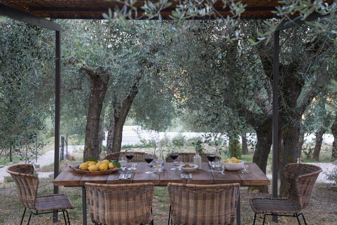 Borgo 69 Villas & Suites Foiano Della Chiana Bagian luar foto