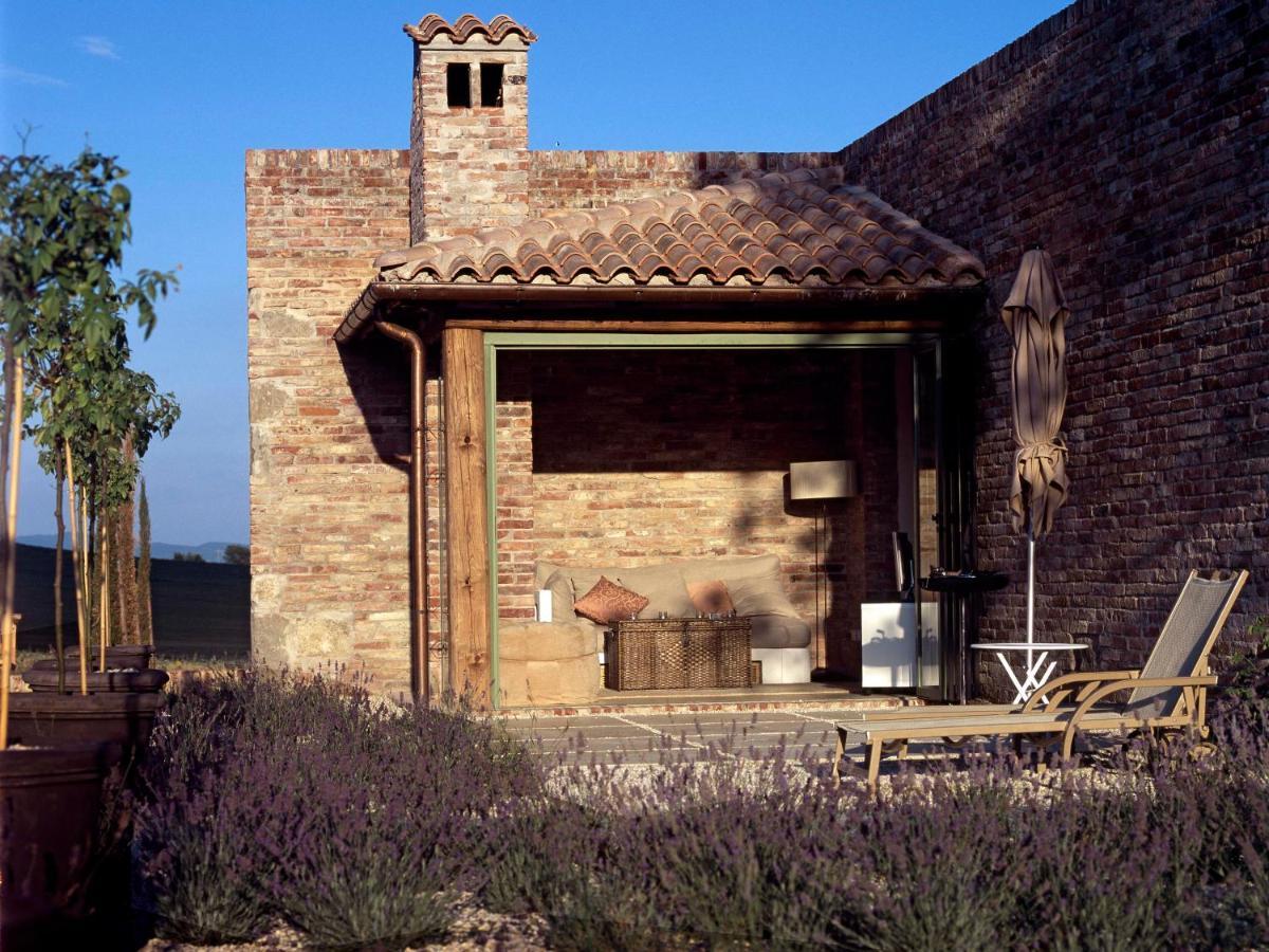 Borgo 69 Villas & Suites Foiano Della Chiana Bagian luar foto