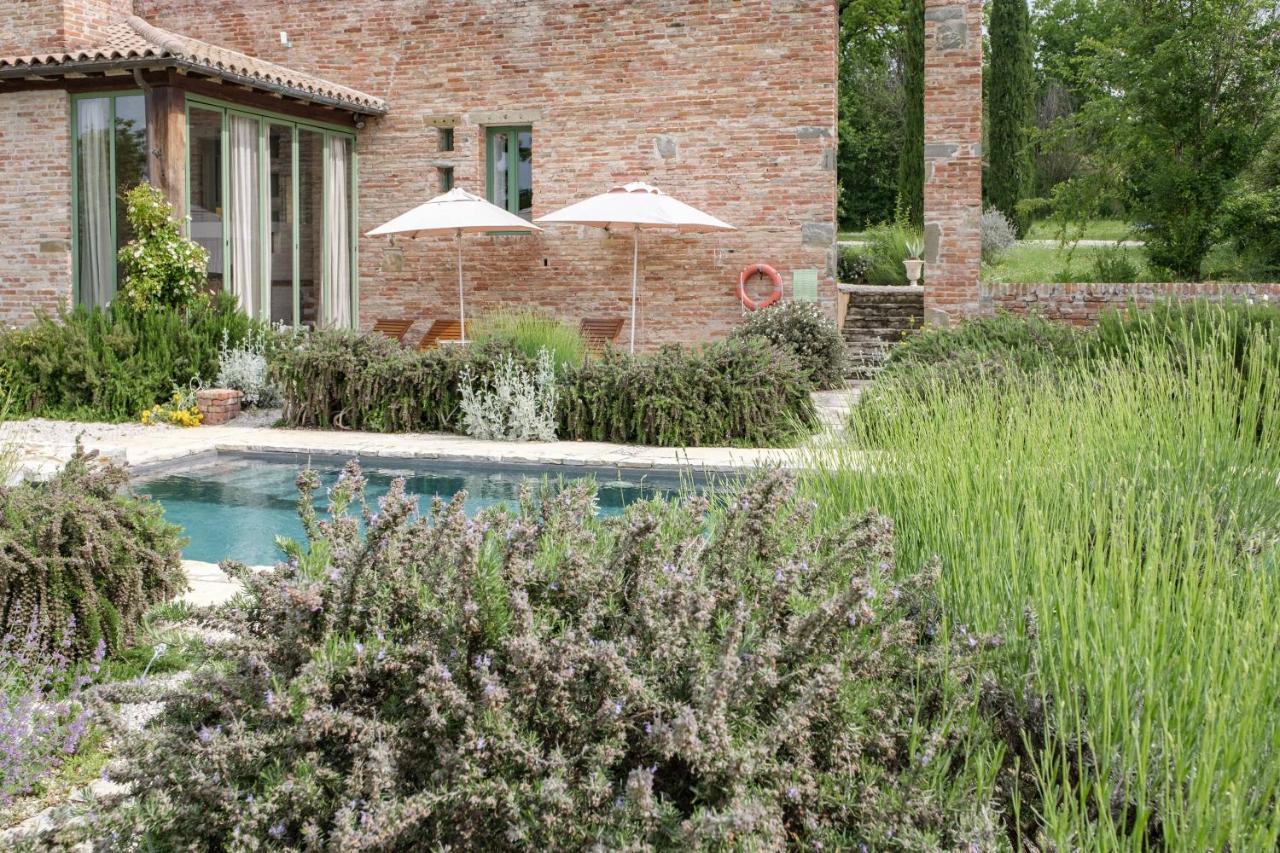 Borgo 69 Villas & Suites Foiano Della Chiana Bagian luar foto